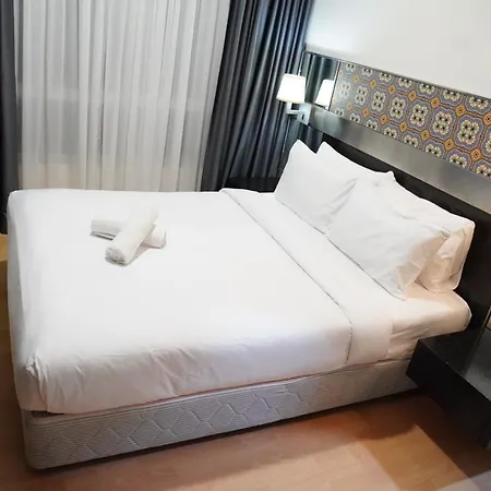 The Luxe Stay